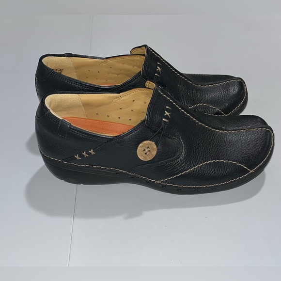 Clarks UnLoop Black Leather Slip-on Shoes Sz 8 - Picture 4 of 7